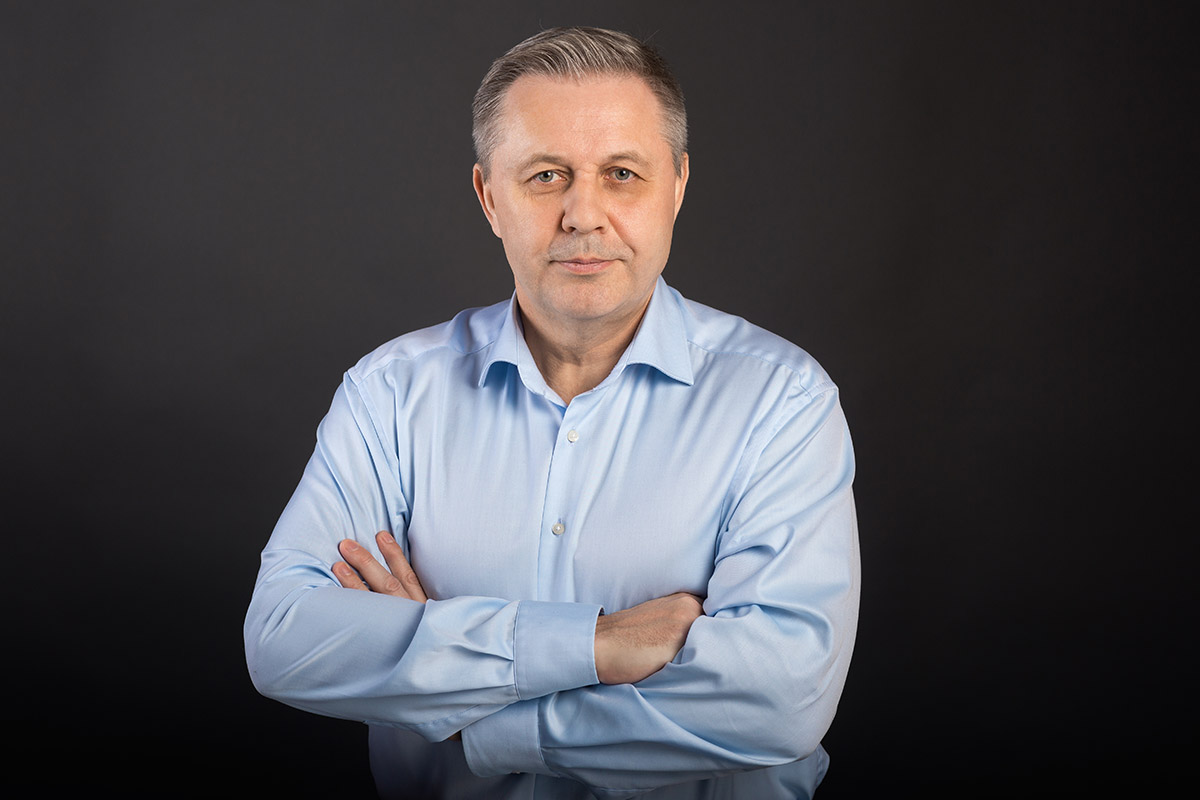 Mixail Danilov: "mərkəzləşdirilməmiş Fsıs-lərdən istifadə batan "Titanik"də divar kağızı seçmək kimidir